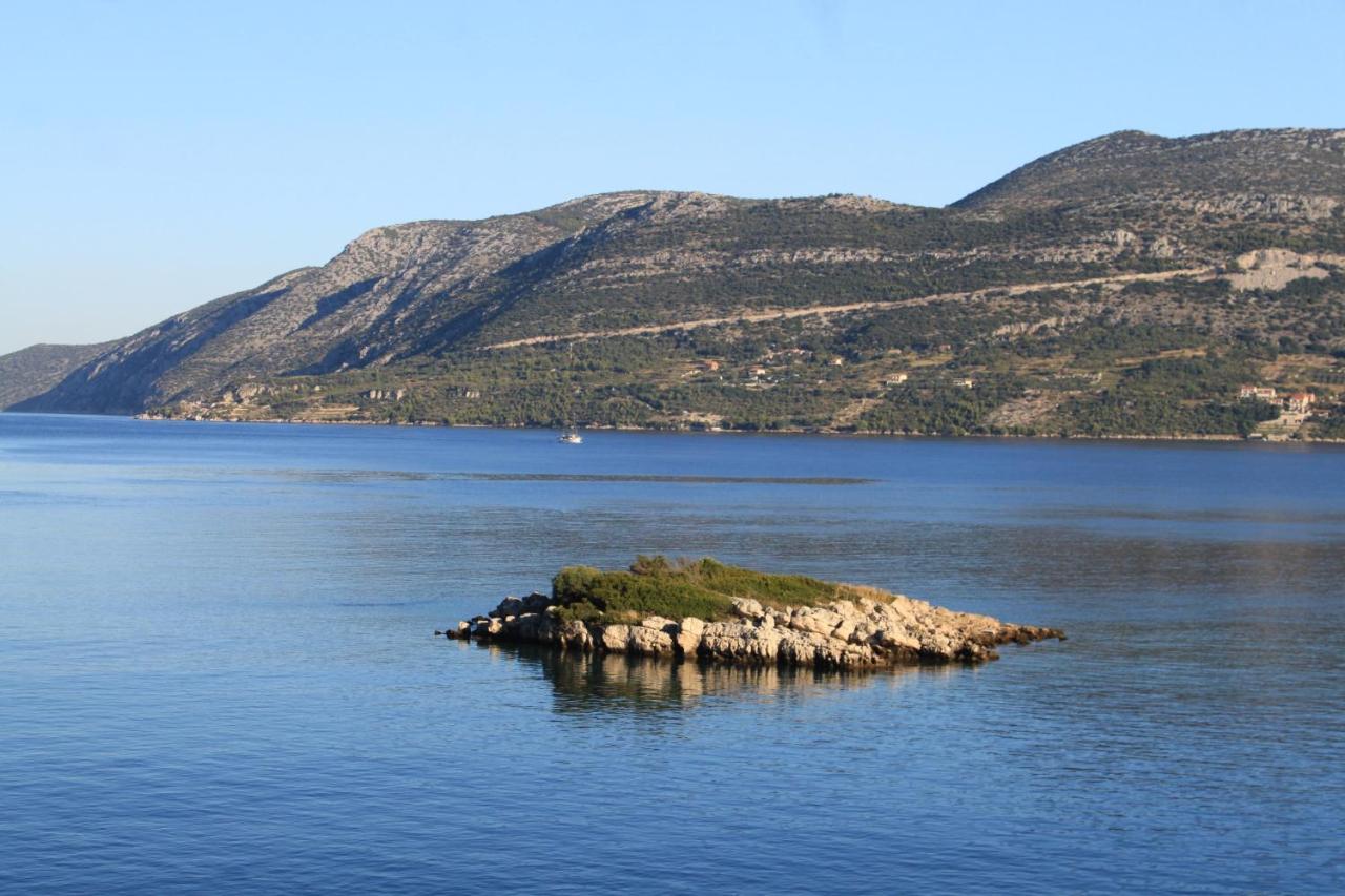 Apartments By The Sea Tri Zala, Korcula - 9237 Zrnovo Экстерьер фото